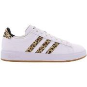 Baskets basses adidas Grand Court 20