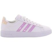 Baskets basses adidas Grand Court 20