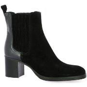 Boots Spaziozero Boots cuir velours