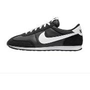 Baskets basses Nike Mach Runner