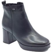 Boots Valleverde V49401 Nappa