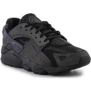 Baskets basses Nike Air Huarache Runner DZ3306-002