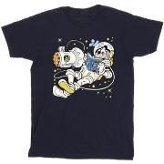 T-shirt Disney Reading In Space