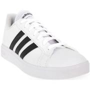 Baskets adidas GRAND COURT BASE 2