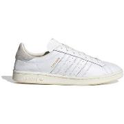 Chaussures adidas Earlham / Blanc