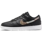 Baskets basses Nike DUNK LO SE LEOPARD