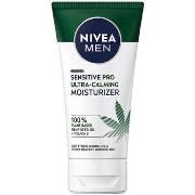 Soins ciblés Nivea Men Sensitive Pro Crème Visage Hydratante-apaisante