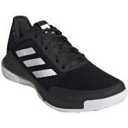 Baskets basses adidas Crazyflight M