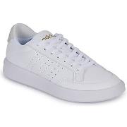 Baskets basses adidas NOVA COURT