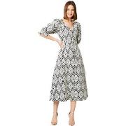 Robe Dorothy Perkins DP4670