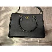 Sac à main Prada Prada Galleria Crossbody Large Black Leather