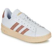 Baskets basses adidas GRAND COURT ALPHA