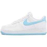 Baskets basses Nike AIR FORCE 1 07