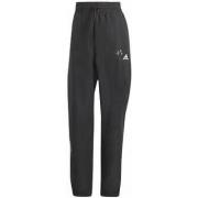 Jogging adidas ij8751