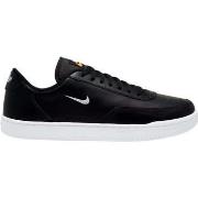 Baskets basses Nike -