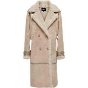 Manteau Only -