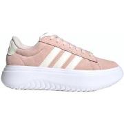 Baskets adidas IE1104