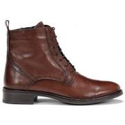 Boots Dorking d8343