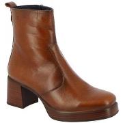 Boots Dorking d9157