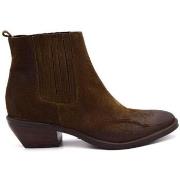 Boots Niche 2047