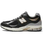 Baskets basses New Balance M2002