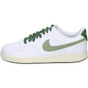 Baskets Nike FJ5480-100