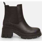 Boots Bata Chelsea boots pour femme avec talon