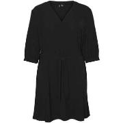 Robe courte Vero Moda Curve 170046VTAH24