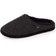 Chaussons Isotoner Chaussons mules flanelle Homme Noir chiné