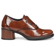 Chaussures Dorking ZAPATO DE TACÓN EN CHAROL MACY D9376 CUERO