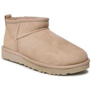 Bottes UGG BOTTINES CLASSIC ULTRA MINI