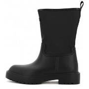 Boots Unisa -