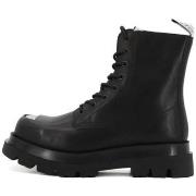 Boots Cult -