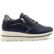 Baskets NeroGiardini sneaker in pelle laminata