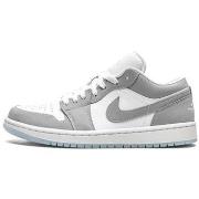 Baskets Nike Air Jordan 1 Low Wolf Grey