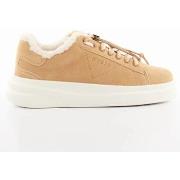 Baskets basses Guess Suede