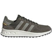 Baskets basses adidas IH8616 Baskets homme