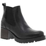 Boots Bullboxer 13923CHAH21