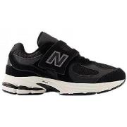 Baskets basses enfant New Balance pv2002bk