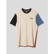 T-shirt Kavu -