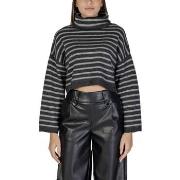 Pull Only ONLTALIO LS STRIPE SHORT ROLLNECK BF KNT 15329228