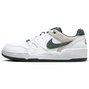 Baskets Nike HF1739 100