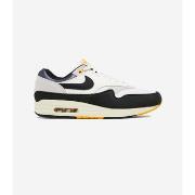 Baskets basses Nike Air Max 1 Athletic Department Light Bone Universit...