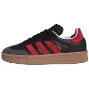 Baskets basses adidas SAMBA XLG