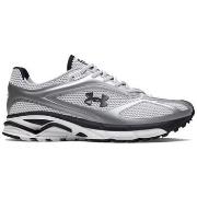 Baskets Under Armour BASKETS APPARITION GRISES ET ARGENTÉES