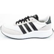 Baskets basses adidas Run 70S