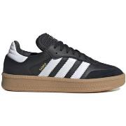 Chaussures adidas -