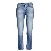 Jeans mom Le Temps des Cerises BAMBINO 400/17