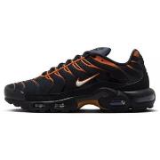 Baskets basses Nike AIR MAX PLUS