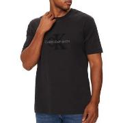 T-shirt Calvin Klein Jeans J30J326158